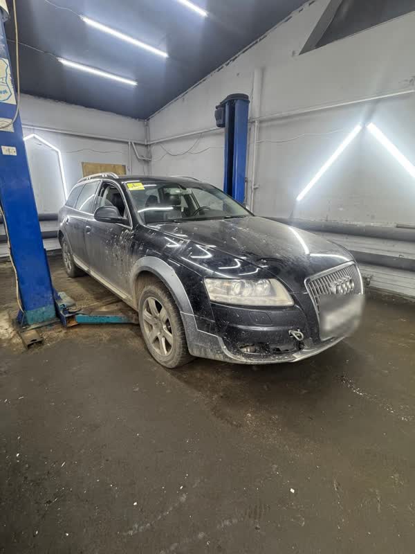Audi Allroad в боксе